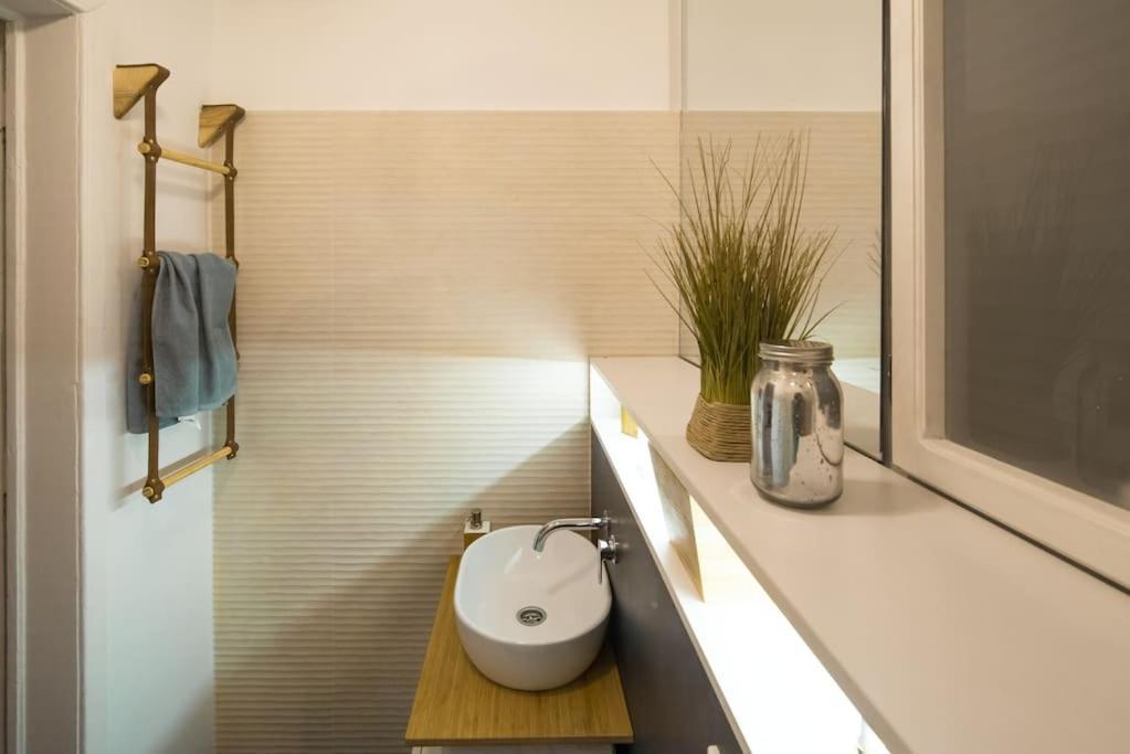 No.8: Lovely & Cosy 3-Room Heart Of The City Тимишоара Экстерьер фото
